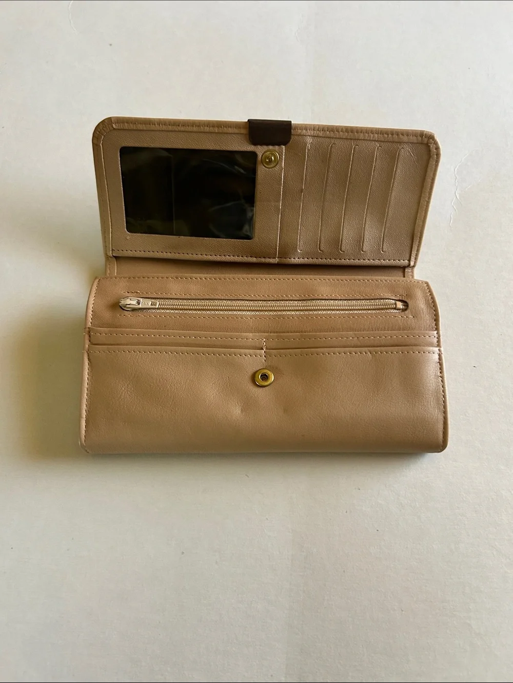 Rolfs Smooth Tan Clutch Wallet with Metal Snap - Picture 2 of 5